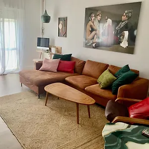 https://midway-apartamento.es-andalucia.com